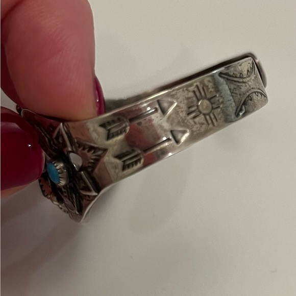 Bell Trading Post Silver and Turquoise Cuff Bracelet - Picture 5 of 9